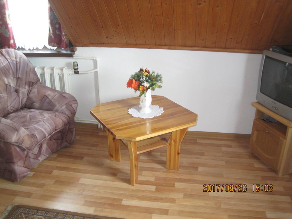 Pensjonat Bocianie Gniazdo Faryny Exterior foto